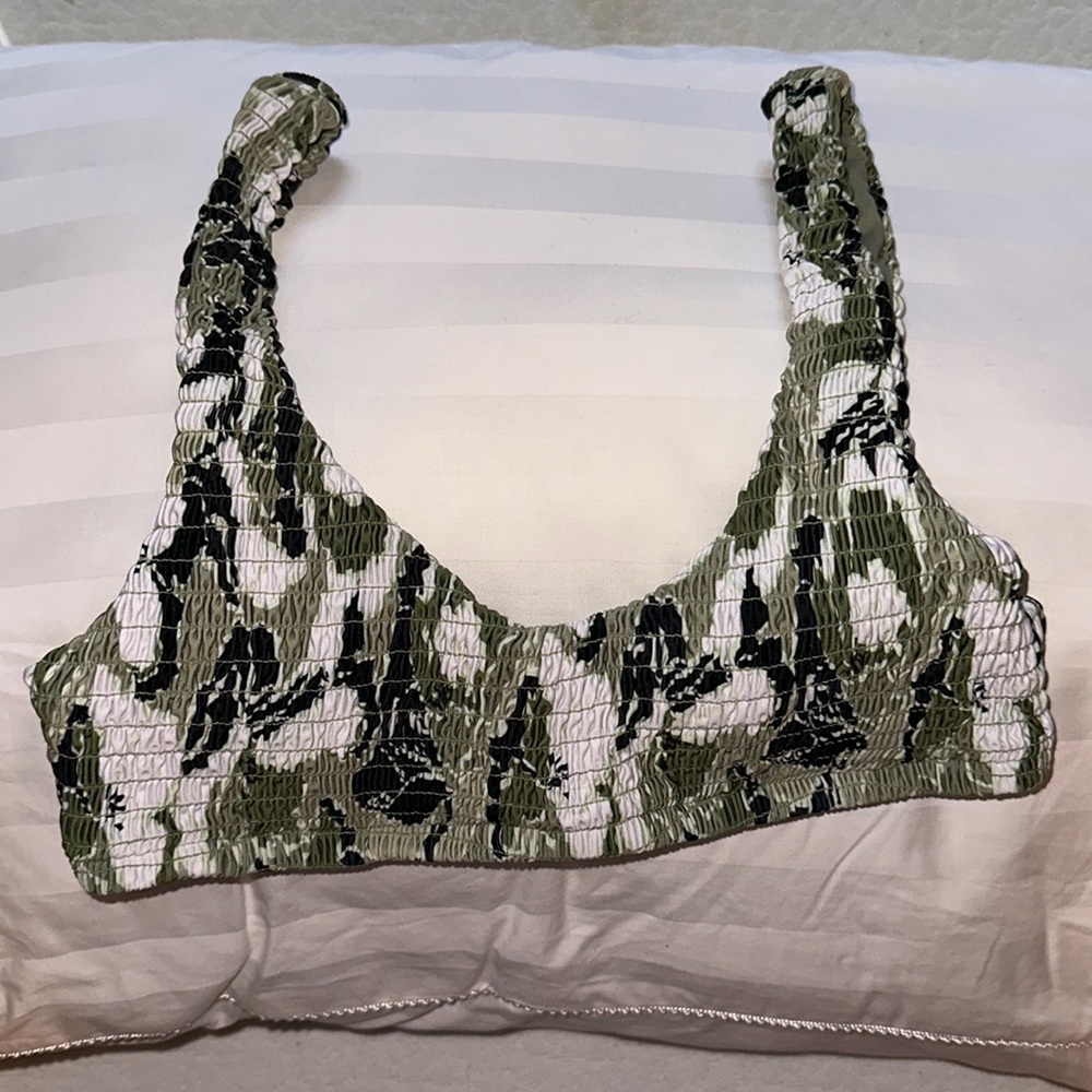 Victoria’s Secret swim top